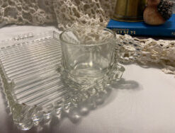 Hazel Atlas Vintage 1940s Ball Ribbed snack plates & cups